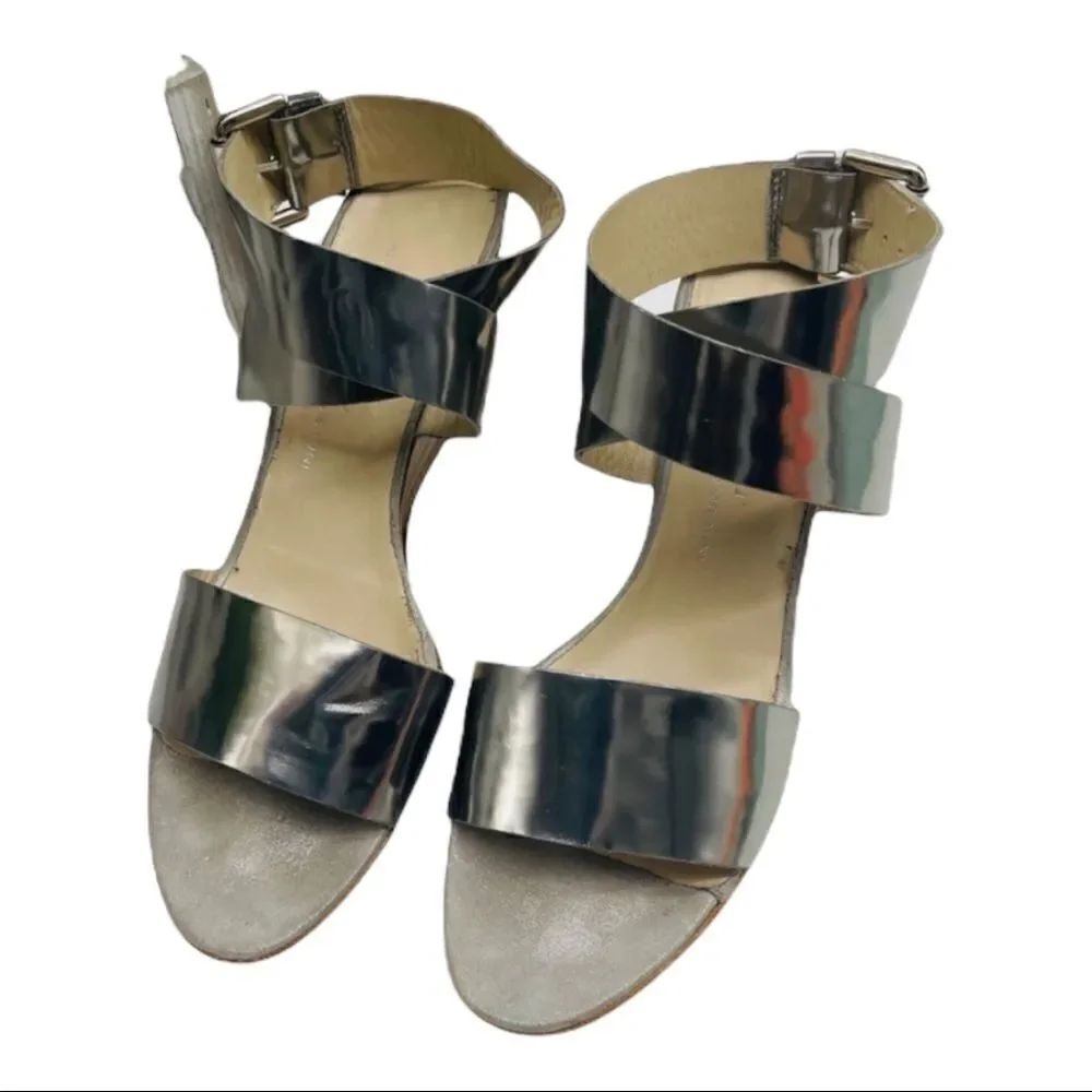 AGL Attilio Giusti Leombruni Silver Wedge Sandals Size 41